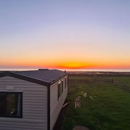 Tarn Bay Retreat Sea, Fells, Beach, Views, Farm *