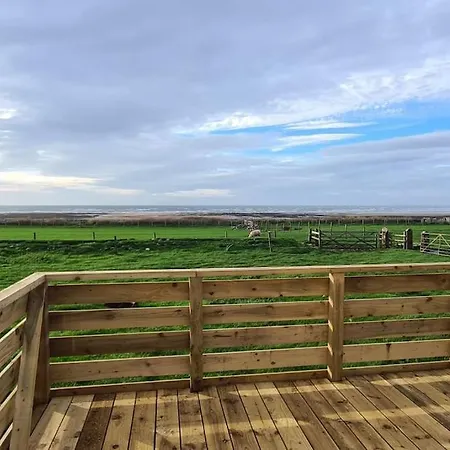 Tarn Bay Retreat Sea, Fells, Beach, Views, Farm *